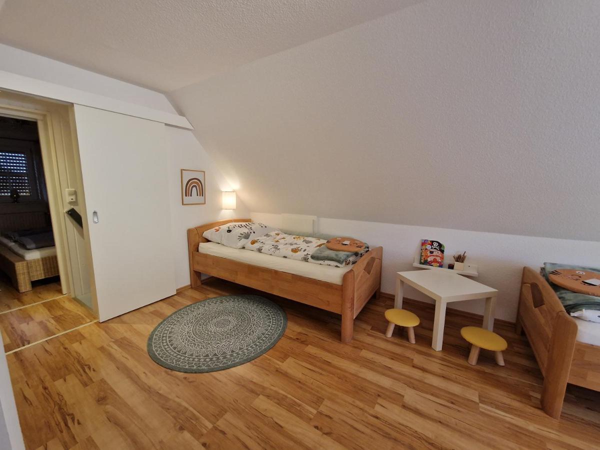 Ferienwohnungen Duemmersee - Haus Alter Pferdestall Hude  Екстер'єр фото