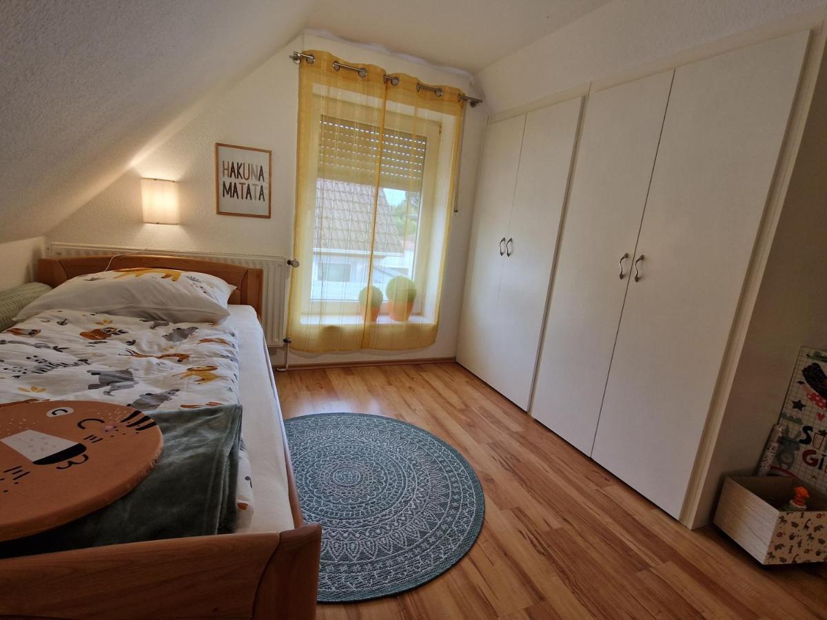 Ferienwohnungen Duemmersee - Haus Alter Pferdestall Hude  Екстер'єр фото