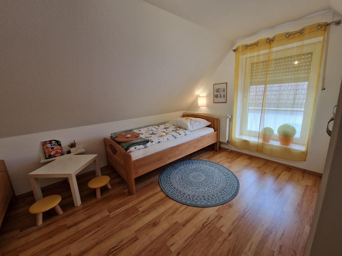 Ferienwohnungen Duemmersee - Haus Alter Pferdestall Hude  Екстер'єр фото